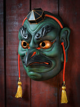Cargar imagen en el visor de la galería, MÁSCARA KARASU TENGU