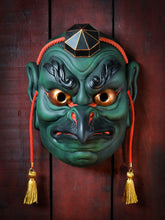 Cargar imagen en el visor de la galería, MÁSCARA KARASU TENGU