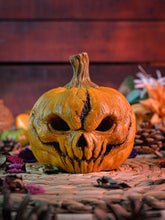 Cargar imagen en el visor de la galería, Calabaza de Halloween