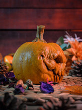 Cargar imagen en el visor de la galería, Calabaza de Halloween