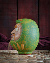 Cargar imagen en el visor de la galería, Daruma Verde