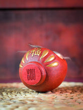 Cargar imagen en el visor de la galería, Daruma Rojo