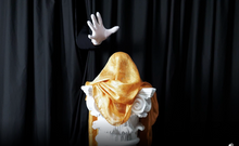 Cargar y reproducir el video en el visor de la galería, The Mime Skull