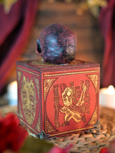 Cargar imagen en el visor de la galería, Caja Calavera Azteca
