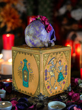 Cargar imagen en el visor de la galería, Caja Calavera Mexicana Catrina Naranja
