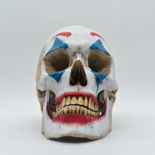 Cargar imagen en el visor de la galería, Joker Skull
